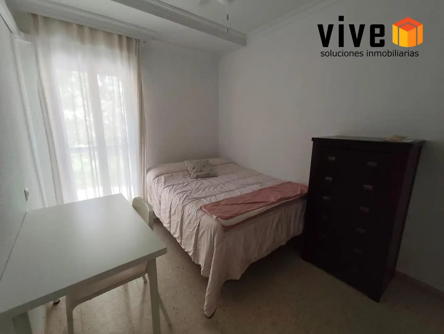 Schlafzimmer von Wohnung zur Miete in Sevilla mit Klimaanlage, Möbliert und Balkon