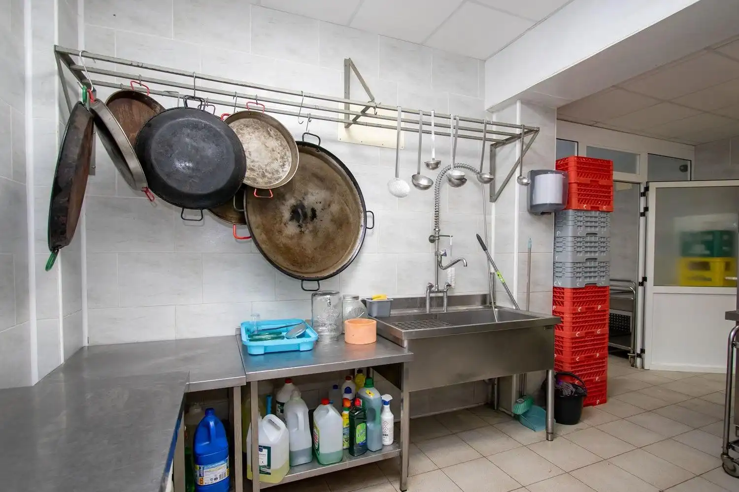 Cocina de Local en venta en Castellón de la Plana / Castelló de la Plana con Aire acondicionado