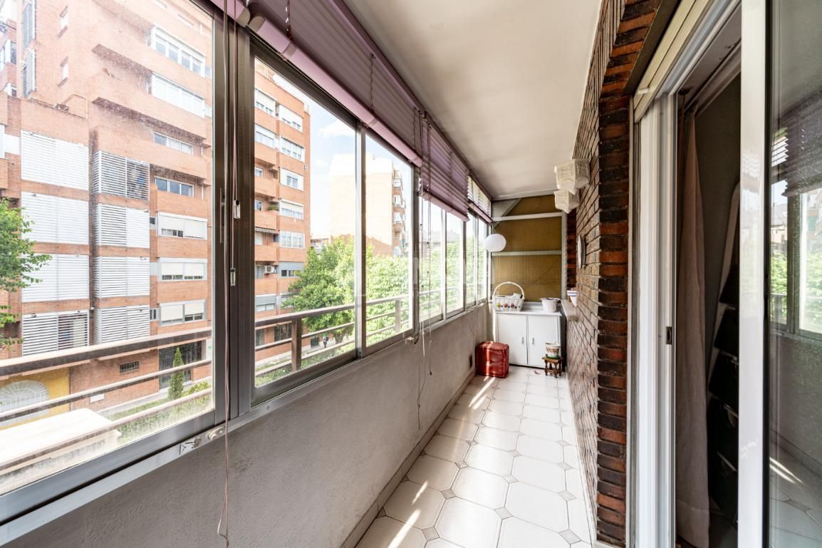 Flat for sale in Guindalera