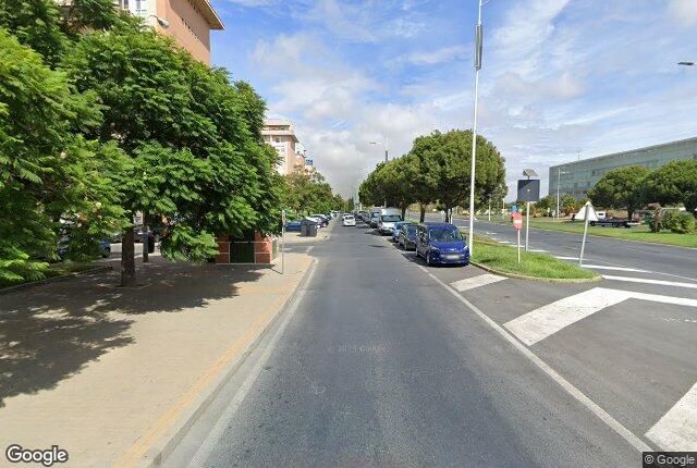 Vista exterior de Pis en venda en  Huelva Capital