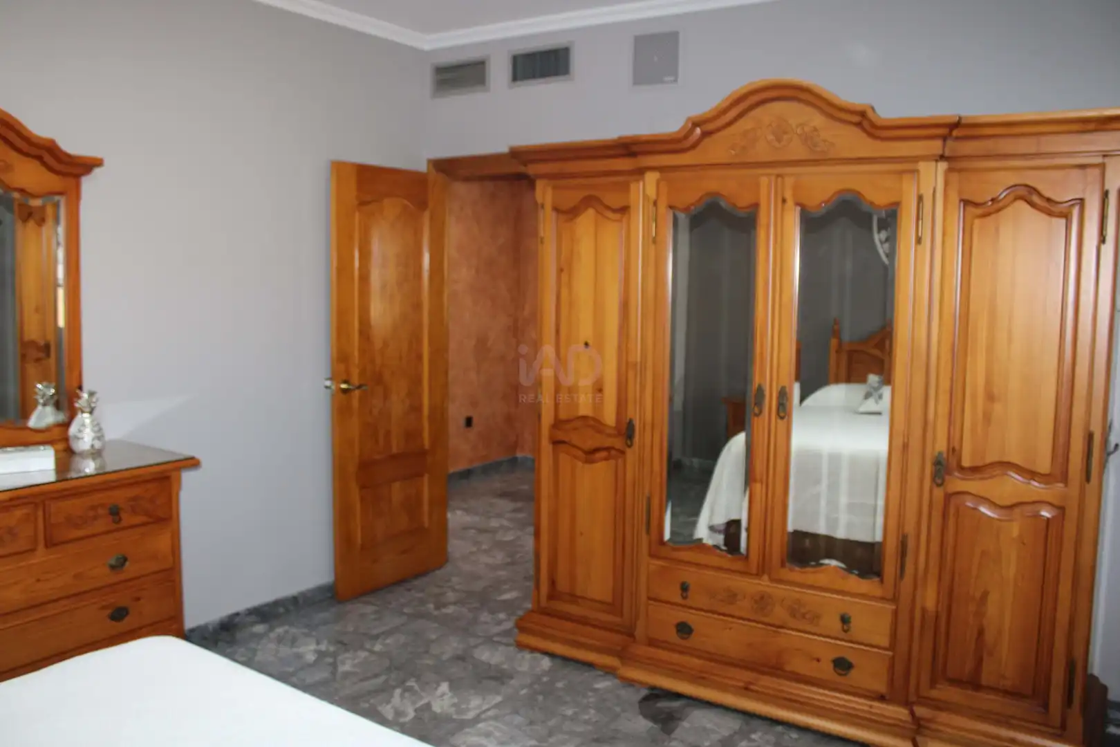 Bedroom of Houses for sale in Dos Hermanas  with Air Conditioner, Heating and Terrace