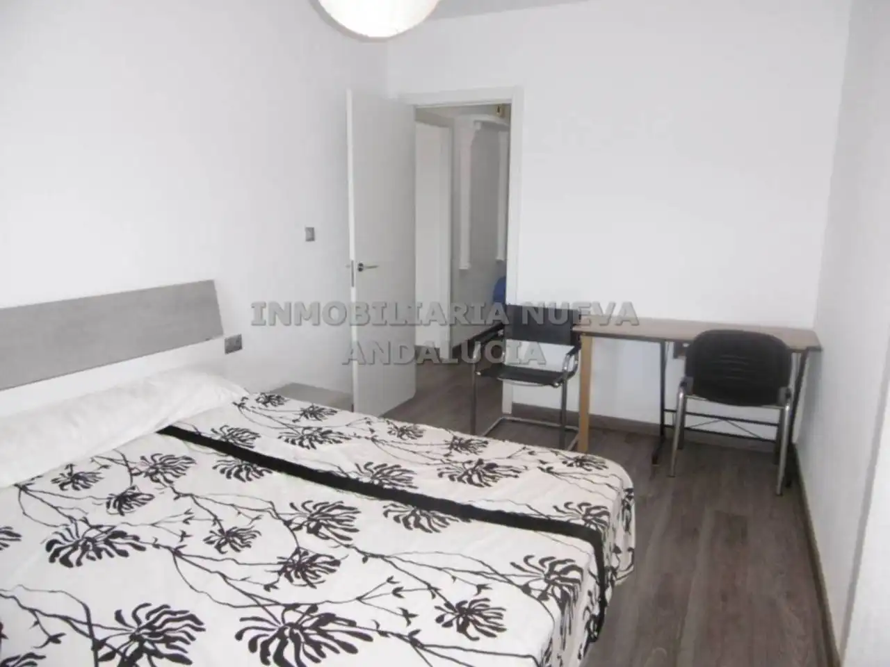 Flat with lift to rent in Ciudad Jardín - Tagarete - El Zapillo, imagen 11