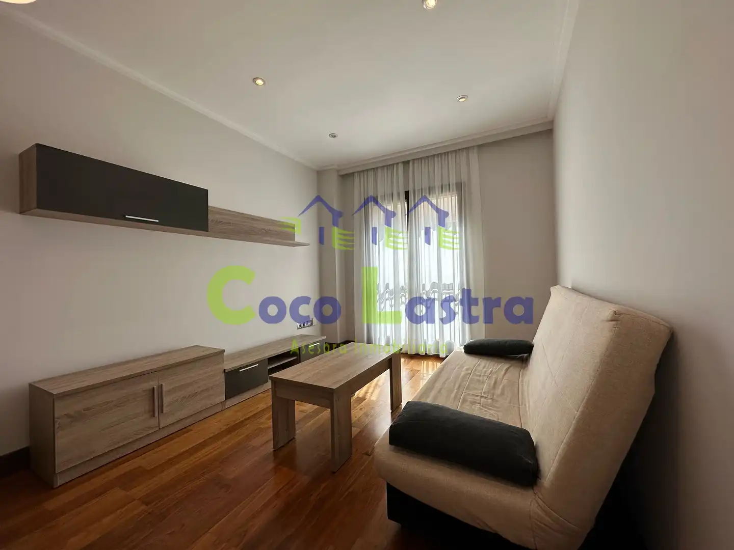 Apartament amb jardí de lloguer a Plaza del Poeta Iglesias 6, imagen 20