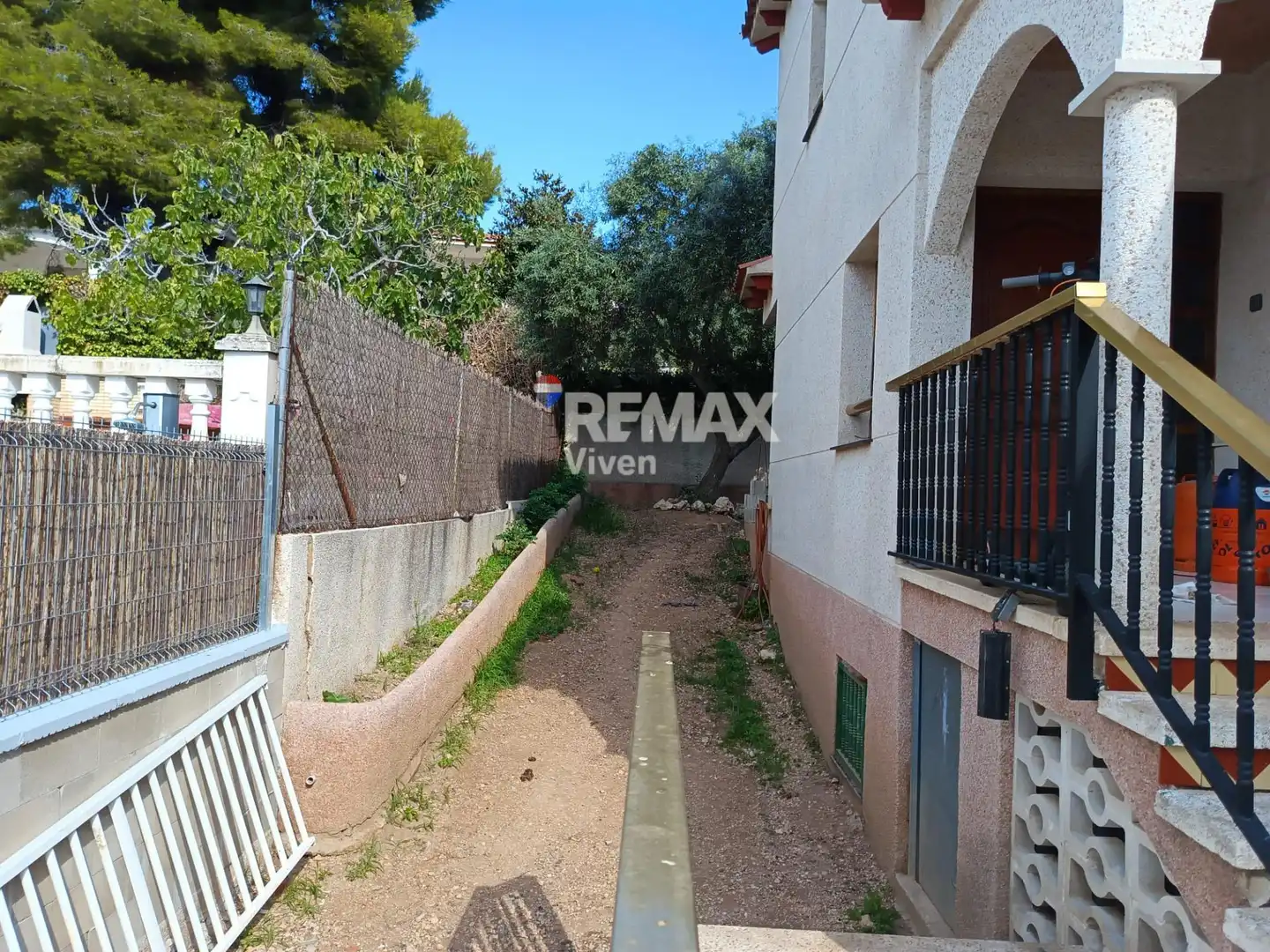 Vista exterior de Casa o xalet en venda en Cunit amb Calefacció