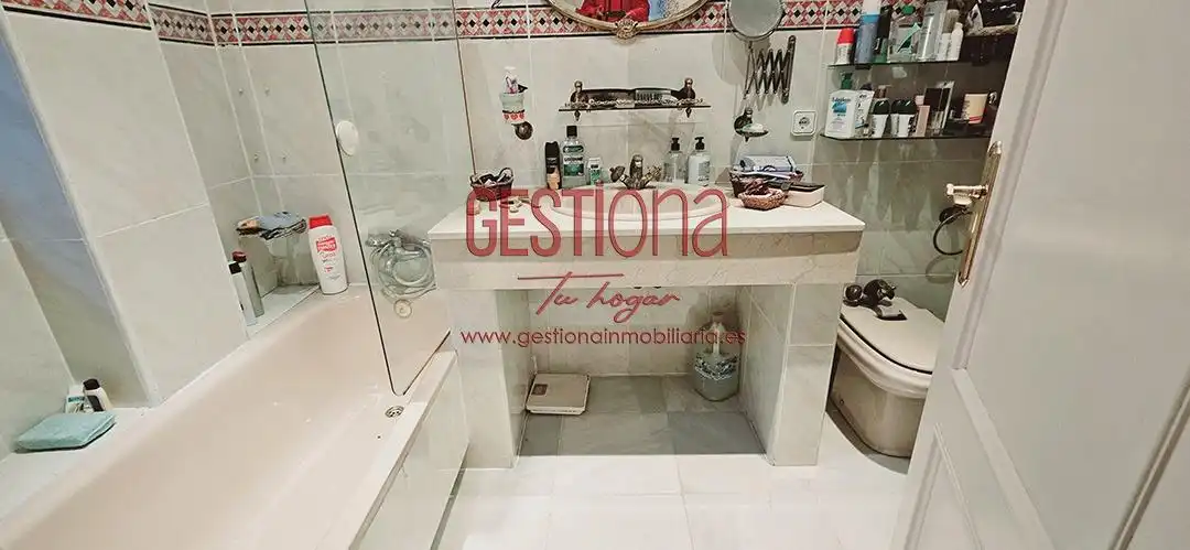 Baño de Casa o chalet en venta en Solórzano con Jardín privado, Amueblado y Alarma