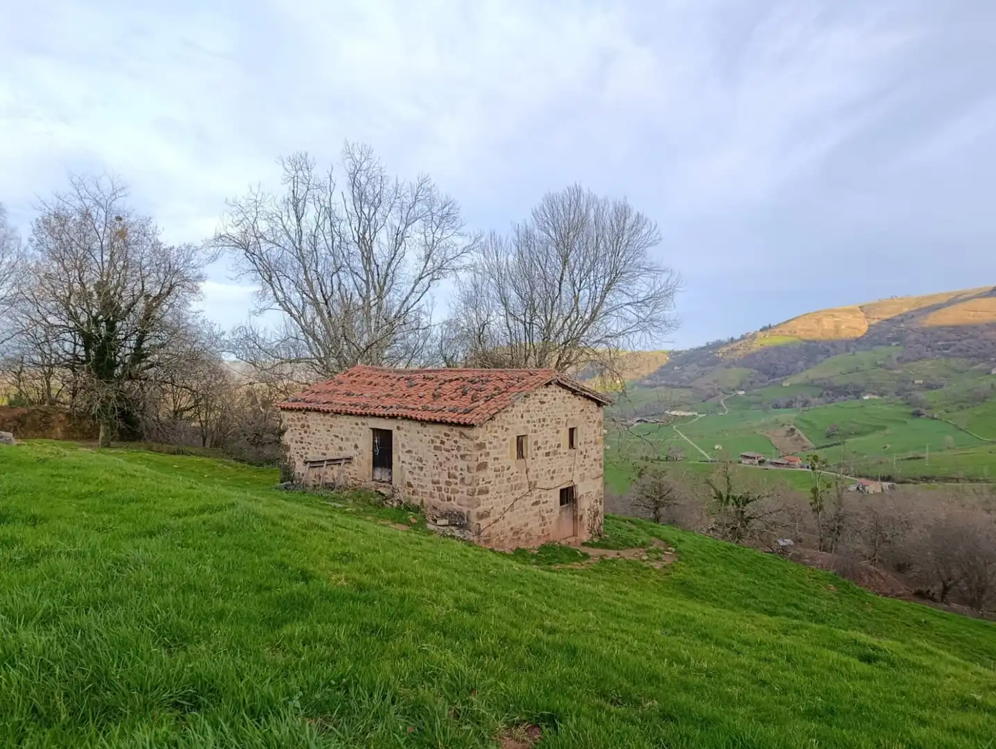 Casa o chalet en venta en Esles - GEIDO POLÍGONO 32 PARCELA 83, Santa María de Cayón