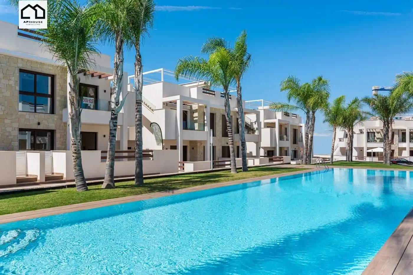 Bungalow with pool for sale in Los Balcones - Los Altos