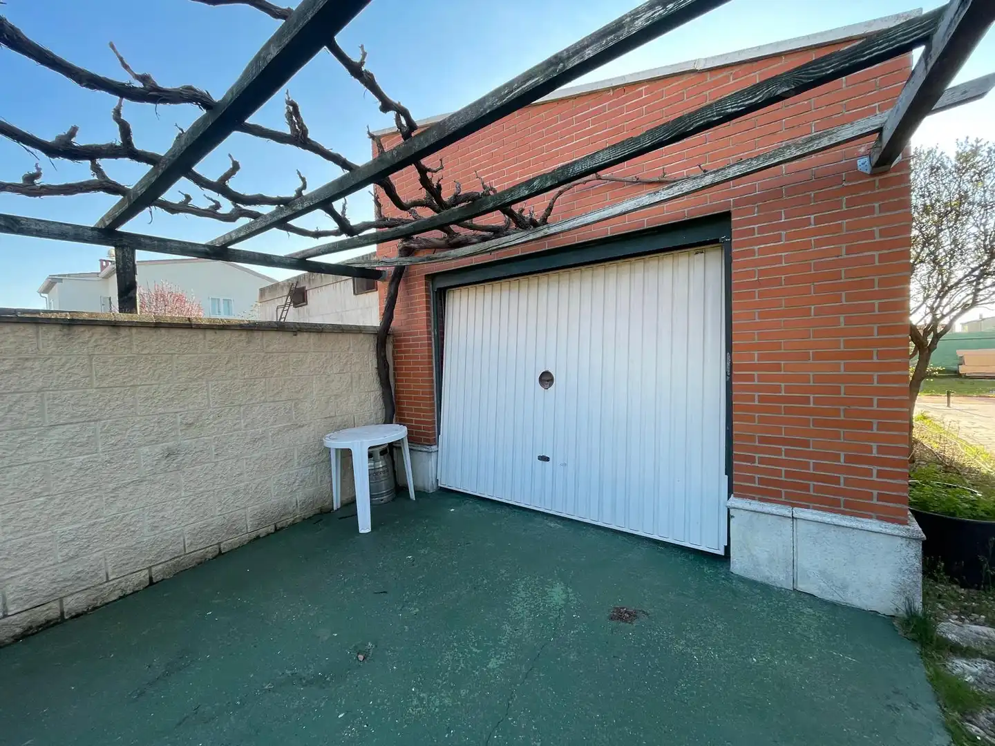 Parking de Casa o chalet en venta en Boecillo con Calefacción, Jardín privado y Parquet