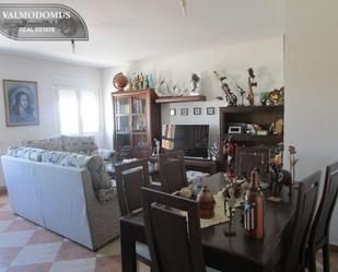 Living room of Duplex for sale in Valmojado