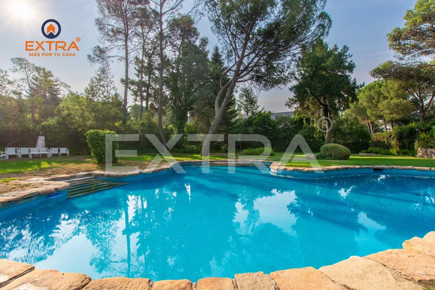 Piscina de Casa o xalet en venda en Torrelodones amb Calefacció, Jardí privat i Terrassa
