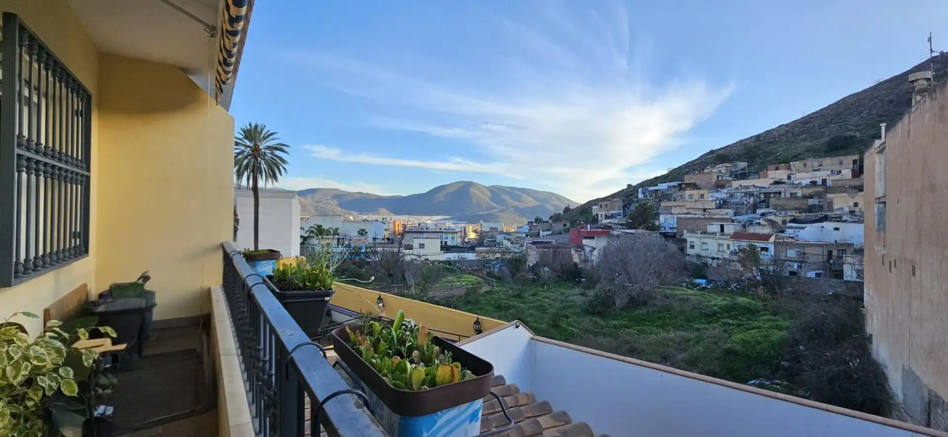 Appartamento con terrazza in vendita a Berja