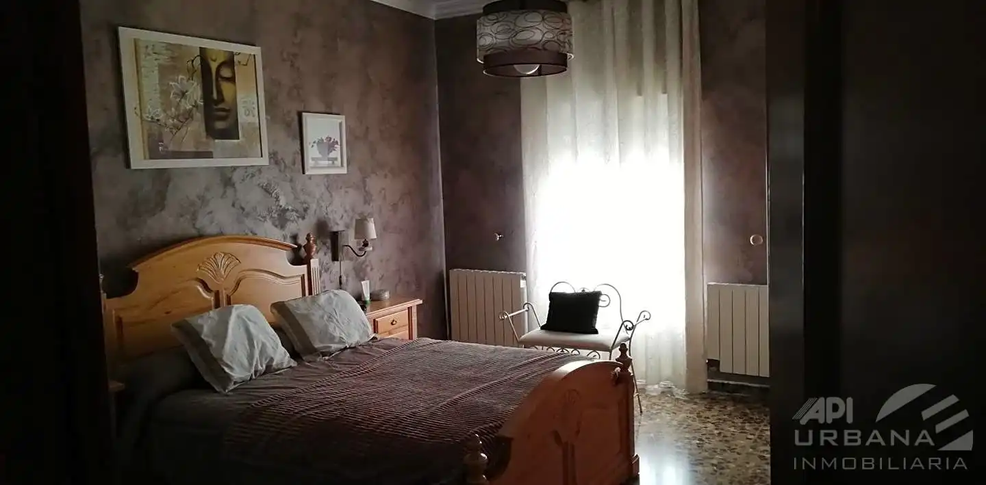 Bedroom of Houses for sale in Nueva Carteya  with Air Conditioner, Heating and Parquet flooring