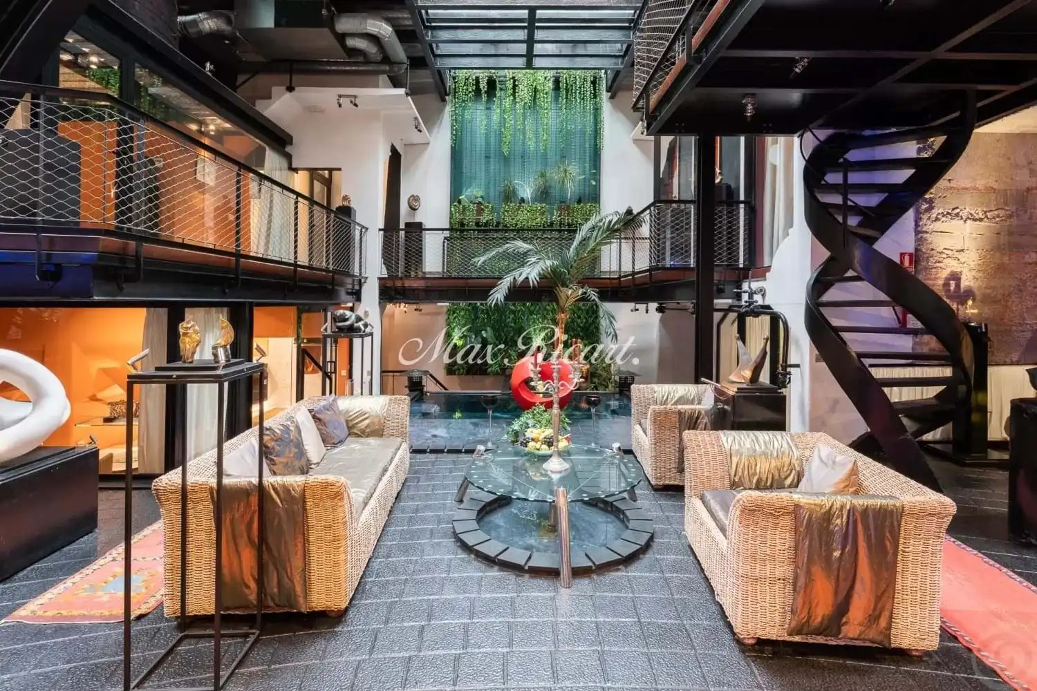 Living room of Single-family semi-detached for sale in  Barcelona Capital  with Terrace, Storage room and Swimming Pool