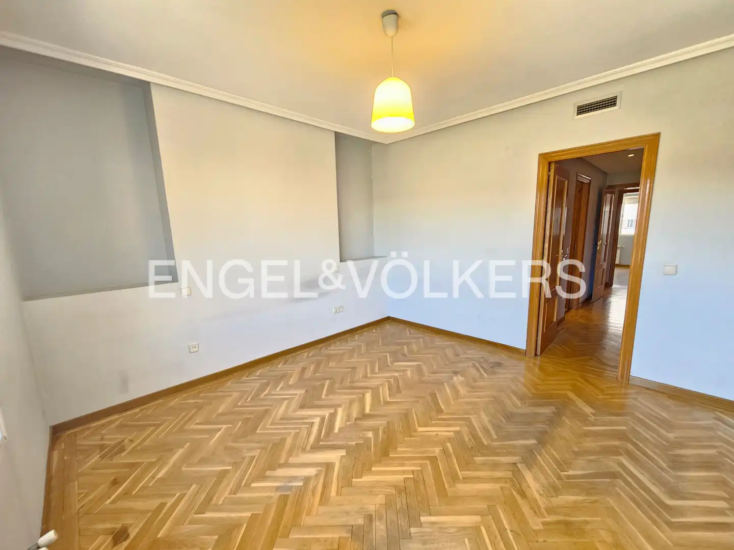 Menjador de Àtic de lloguer en Pozuelo de Alarcón amb Aire condicionat, Calefacció i Parquet