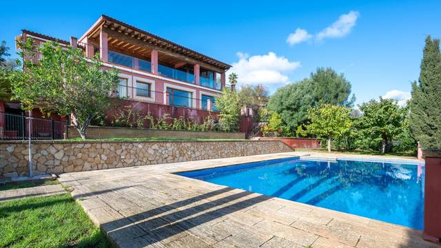 Casa-chalet en Alquiler en Esporles