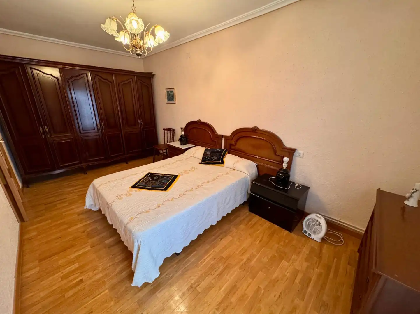 Habitación de Piso en venta en Carrión de los Condes con Calefacción, Parquet y Terraza