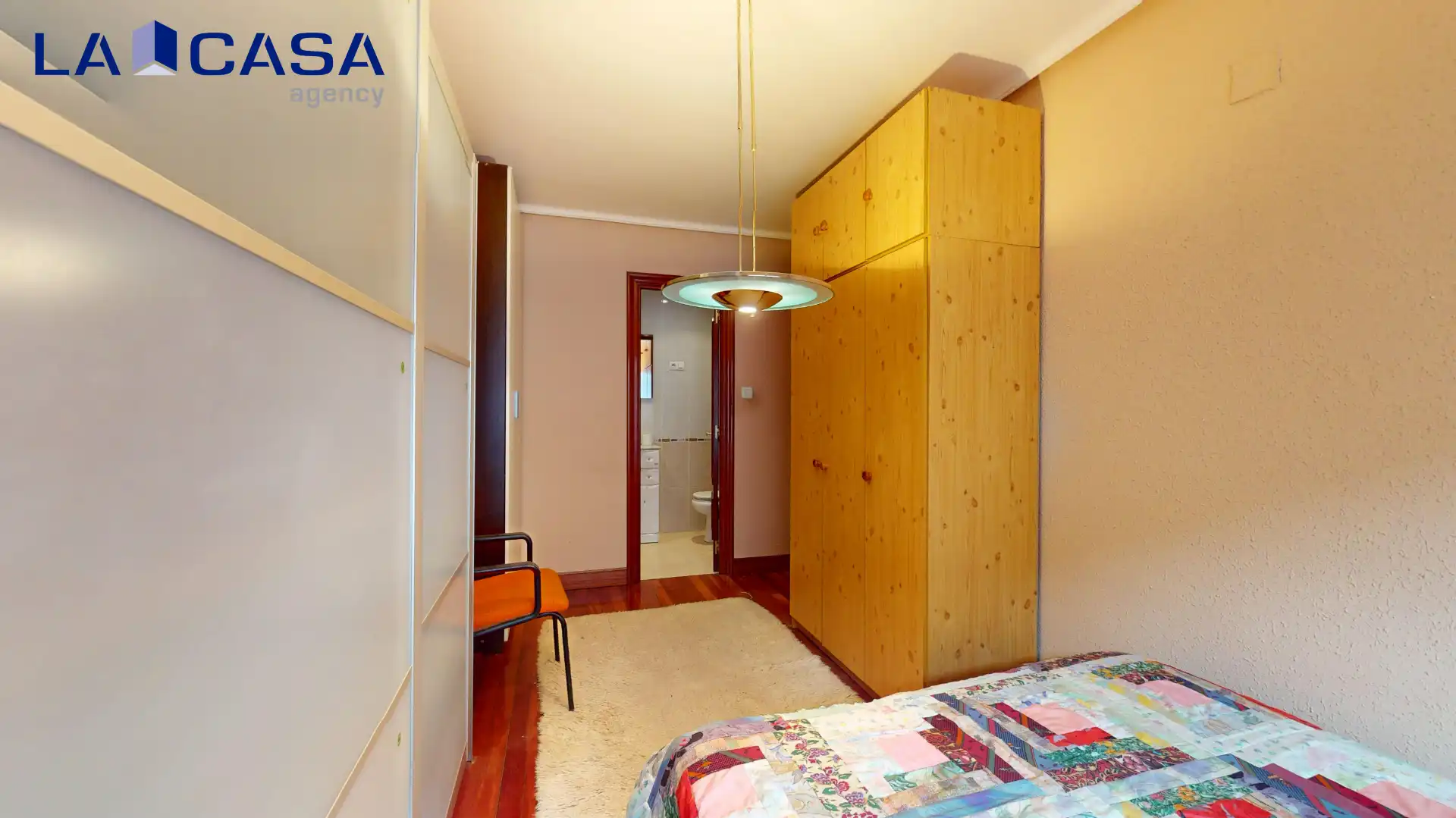 Bedroom of Flat for sale in Bilbao   with Terrace and Furnished