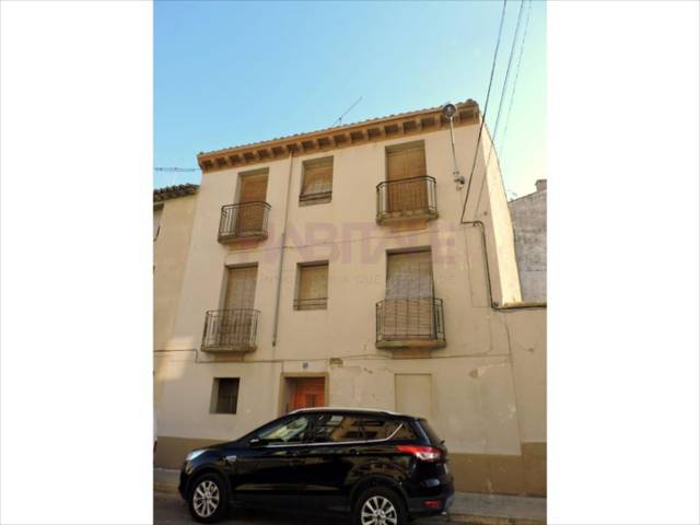 Casa adosada en Venta en Ejea de los Caballeros