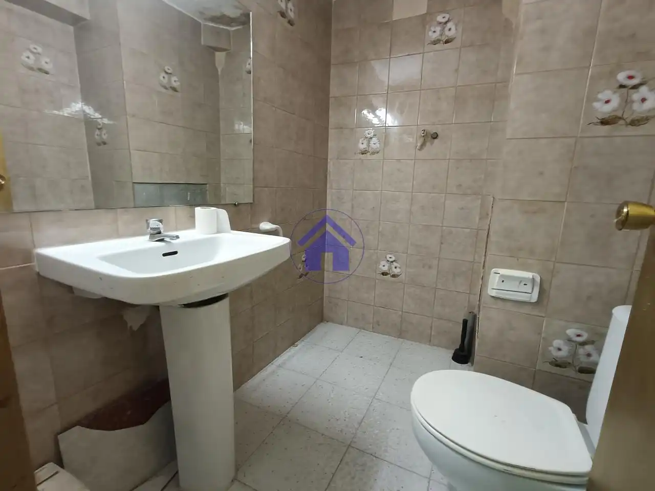 Bathroom of Commercial properties for rent in Vigo 