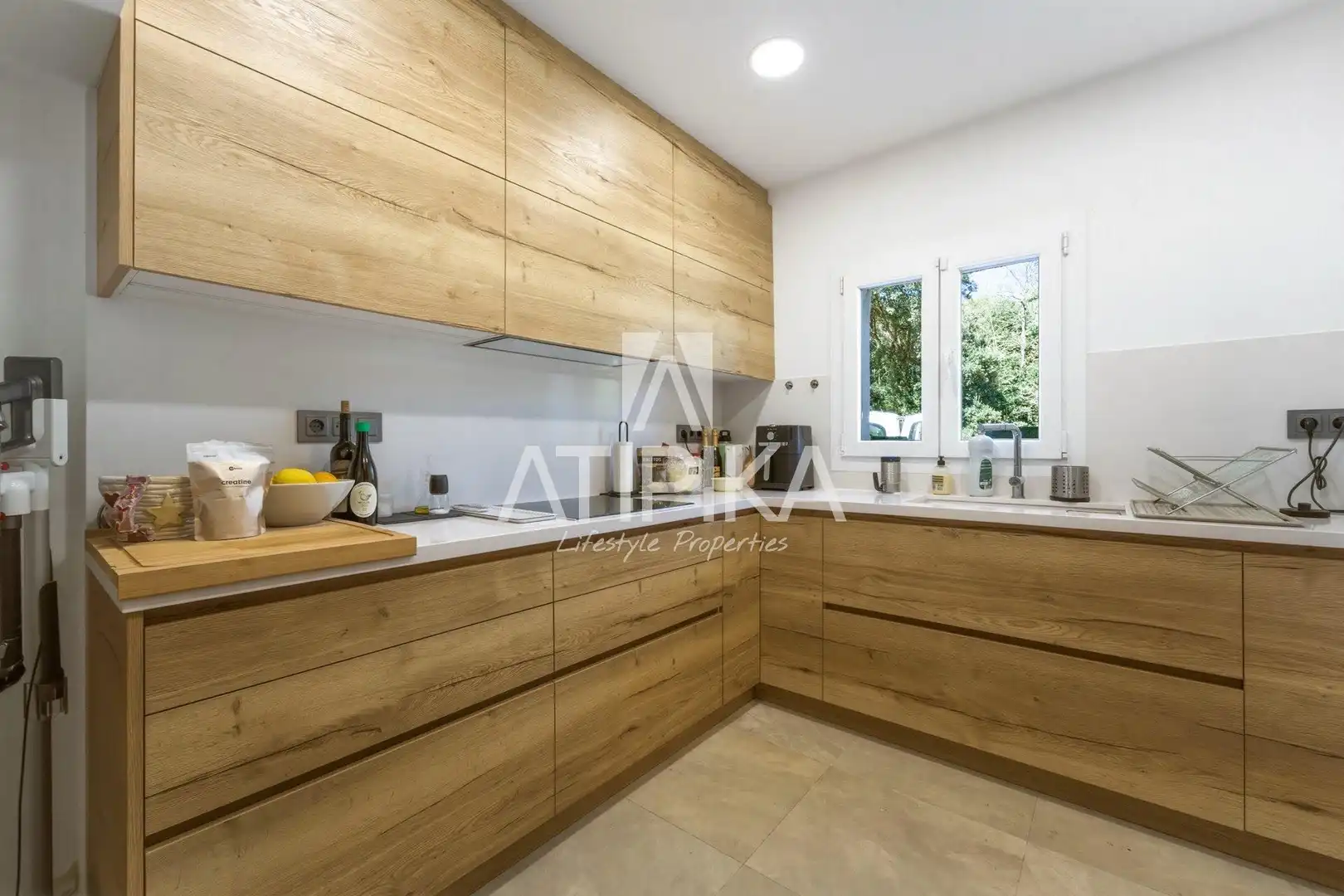 Cocina de Finca rústica en venta en Argentona con Calefacción, Piscina y Horno