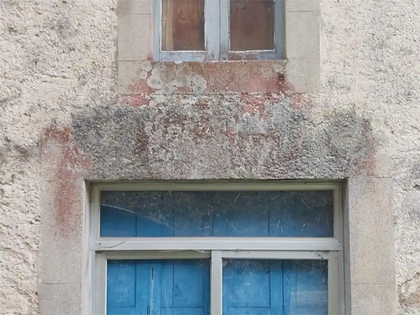 Außenansicht von Country house zum Verkauf in Ourol