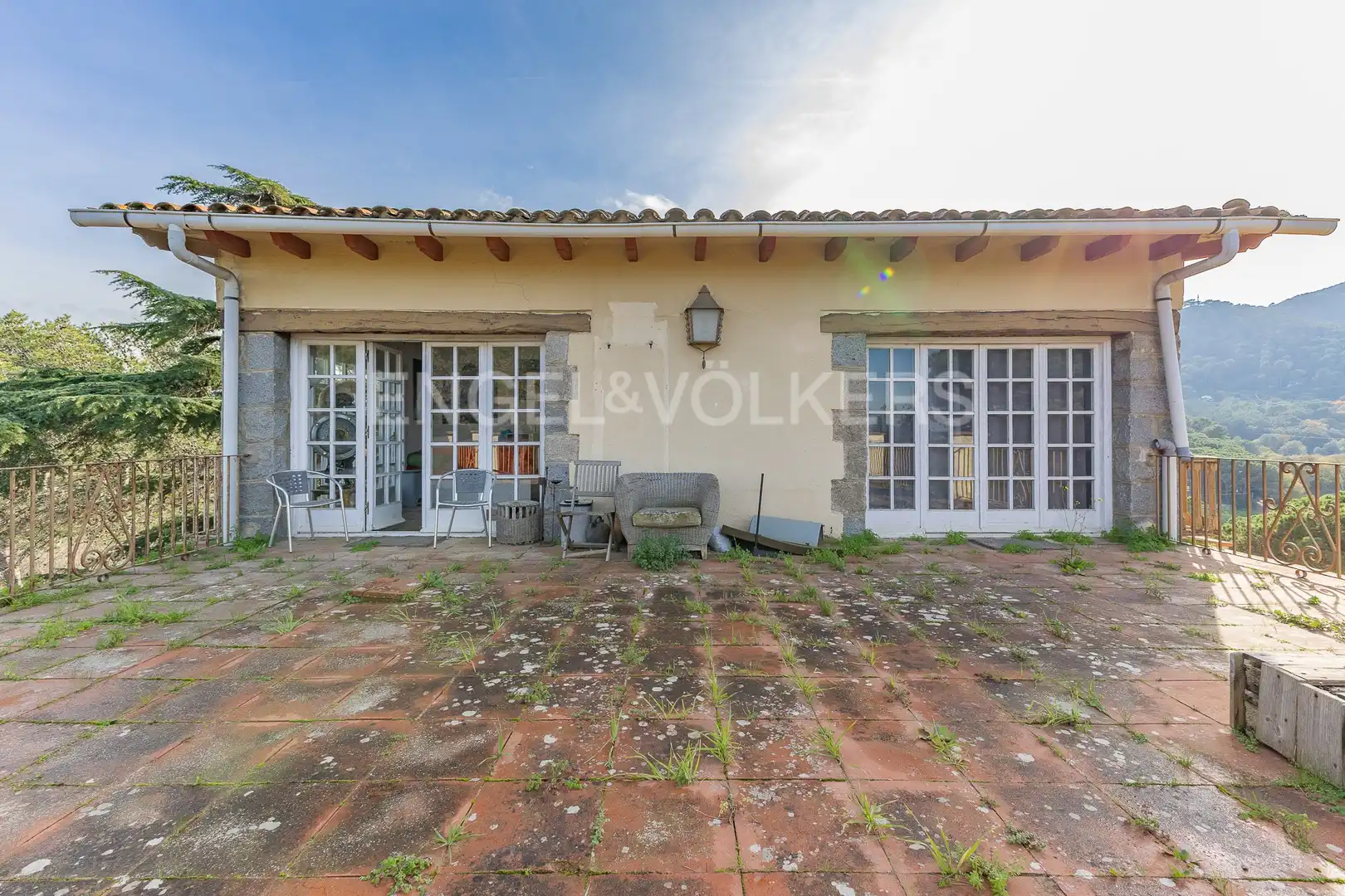 Vista exterior de Casa o xalet en venda en Montornès del Vallès, Barcelona