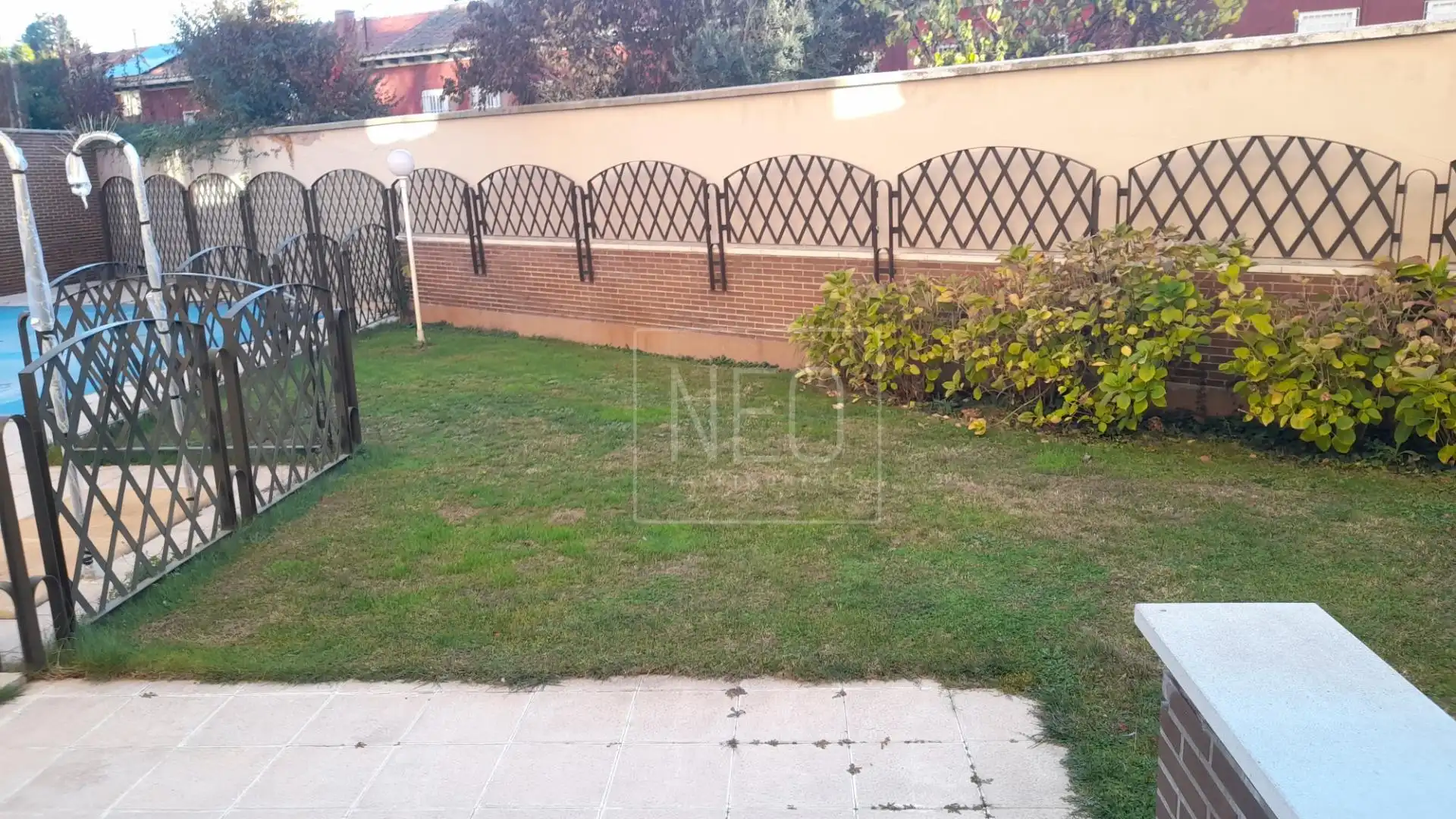 Jardín de Dúplex en venta en Madrid con Aire acondicionado, Calefacción y Jardín privado