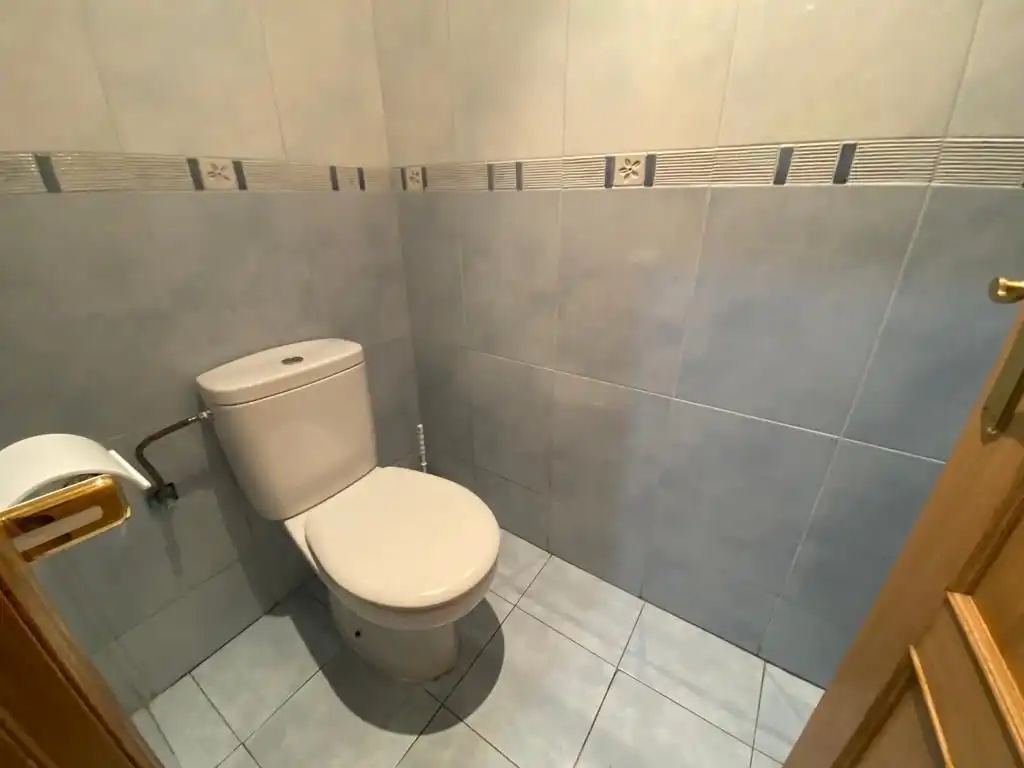 Local comercial en venda a Maria Teresa Gil de Garate, imagen 16