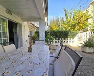 Garden of Single-family semi-detached for sale in Vilanova i la Geltrú  with Air Conditioner, Heating and Private garden