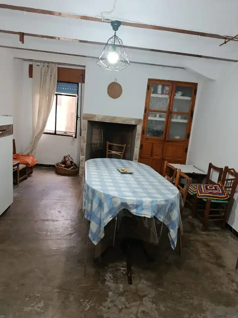 Menjador de Casa adosada en venda en Santiago-Pontones amb Moblat
