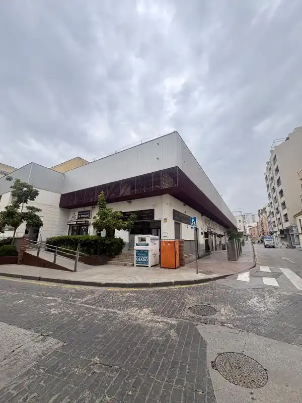 Vista exterior de Edificio en venta en Málaga