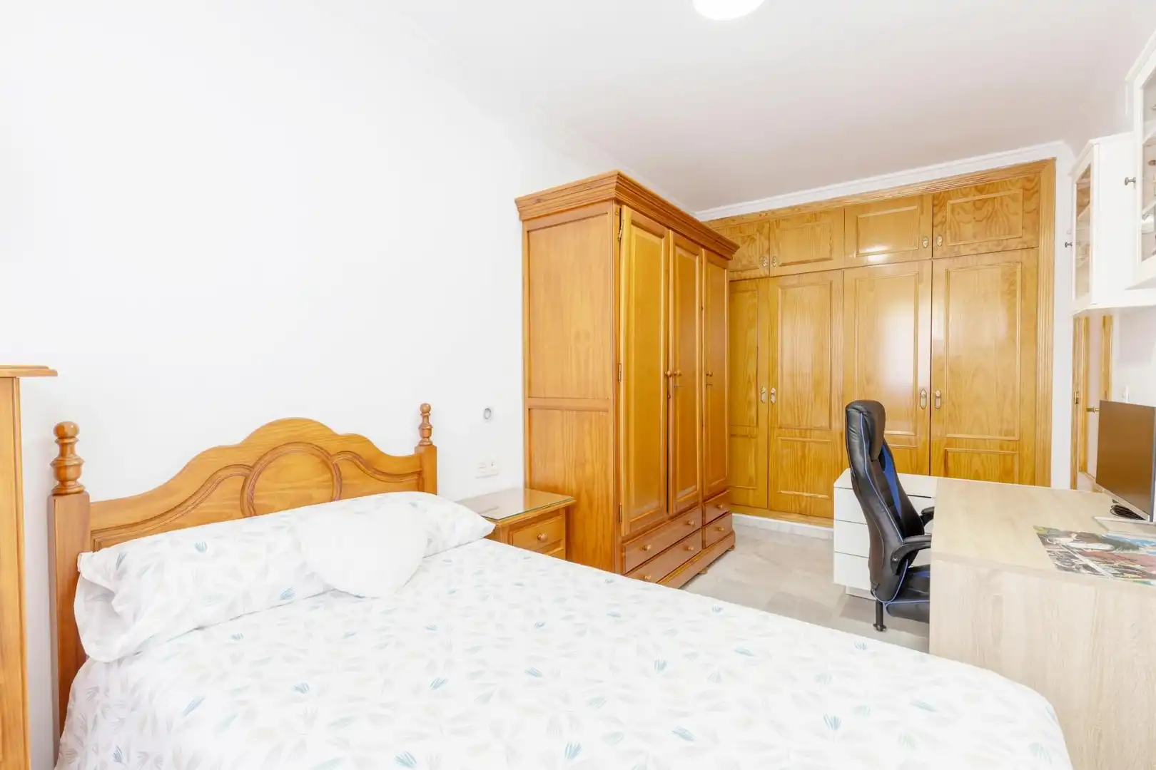 Habitación de Casa adosada en venta en Peligros con Aire acondicionado, Calefacción y Terraza