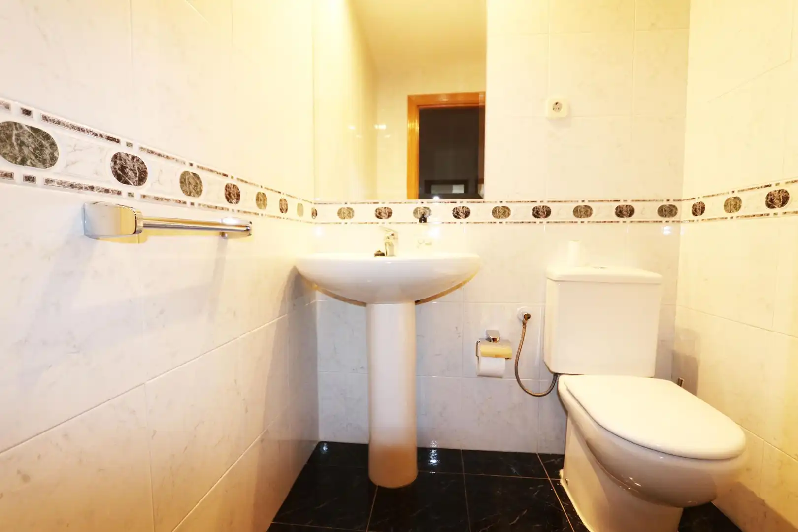 Baño de Casa o chalet en venta en Colmenarejo con Calefacción, Terraza y Trastero