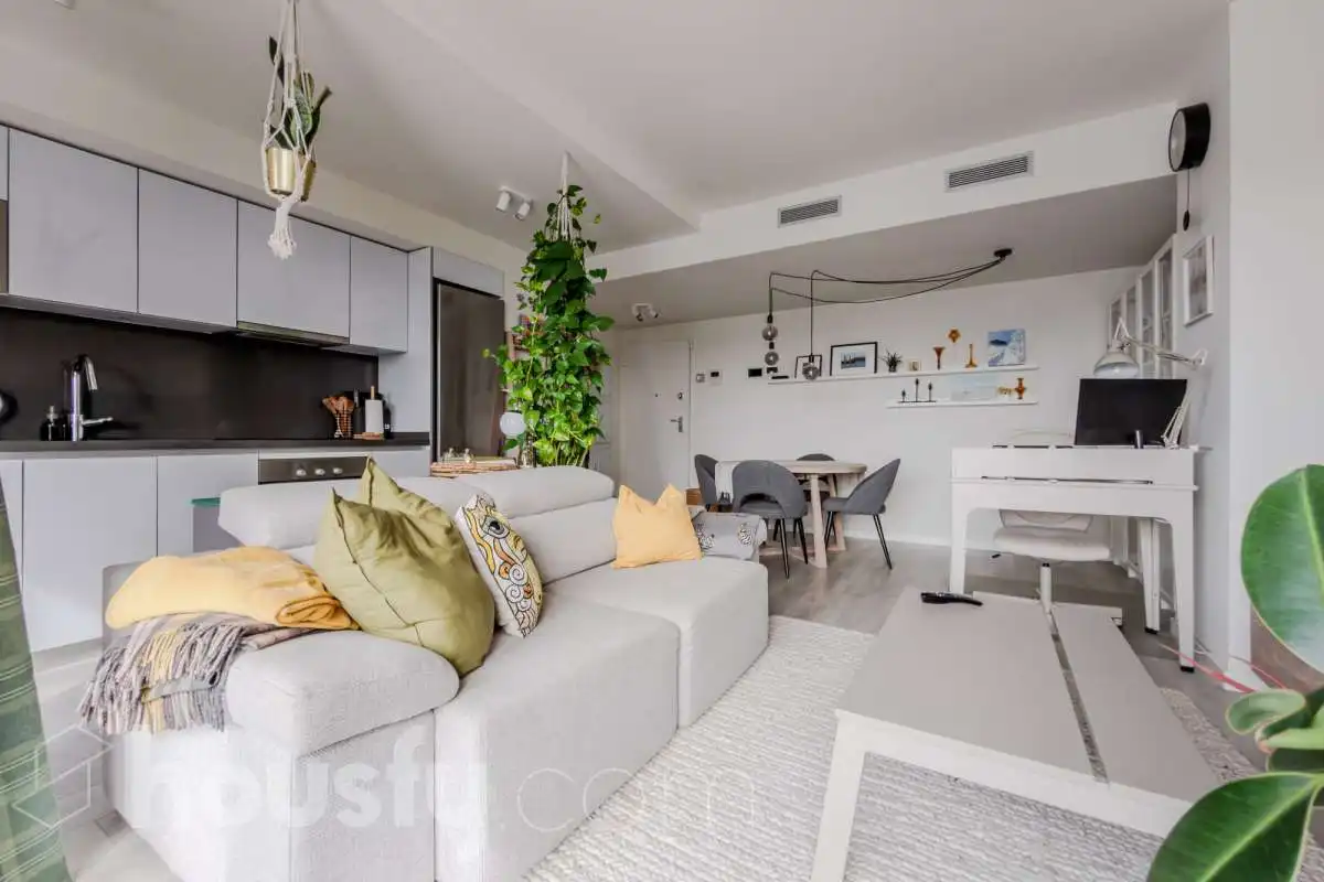 Sala d'estar de Àtic en venda en Badalona amb Aire condicionat, Calefacció i Parquet