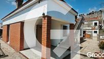 Vista exterior de Casa o xalet en venda en Vallirana amb Jardí privat i Terrassa