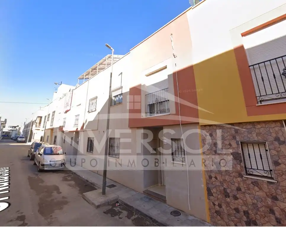 House for sale in Calle Natación