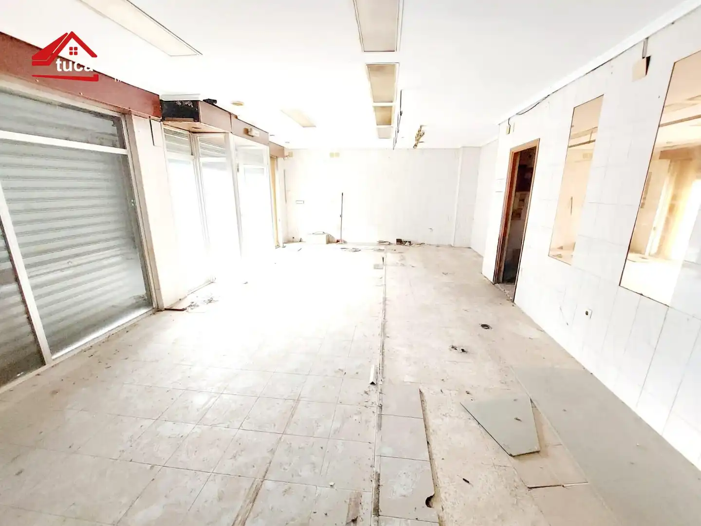 Local comercial en venda a Sur, imagen 3