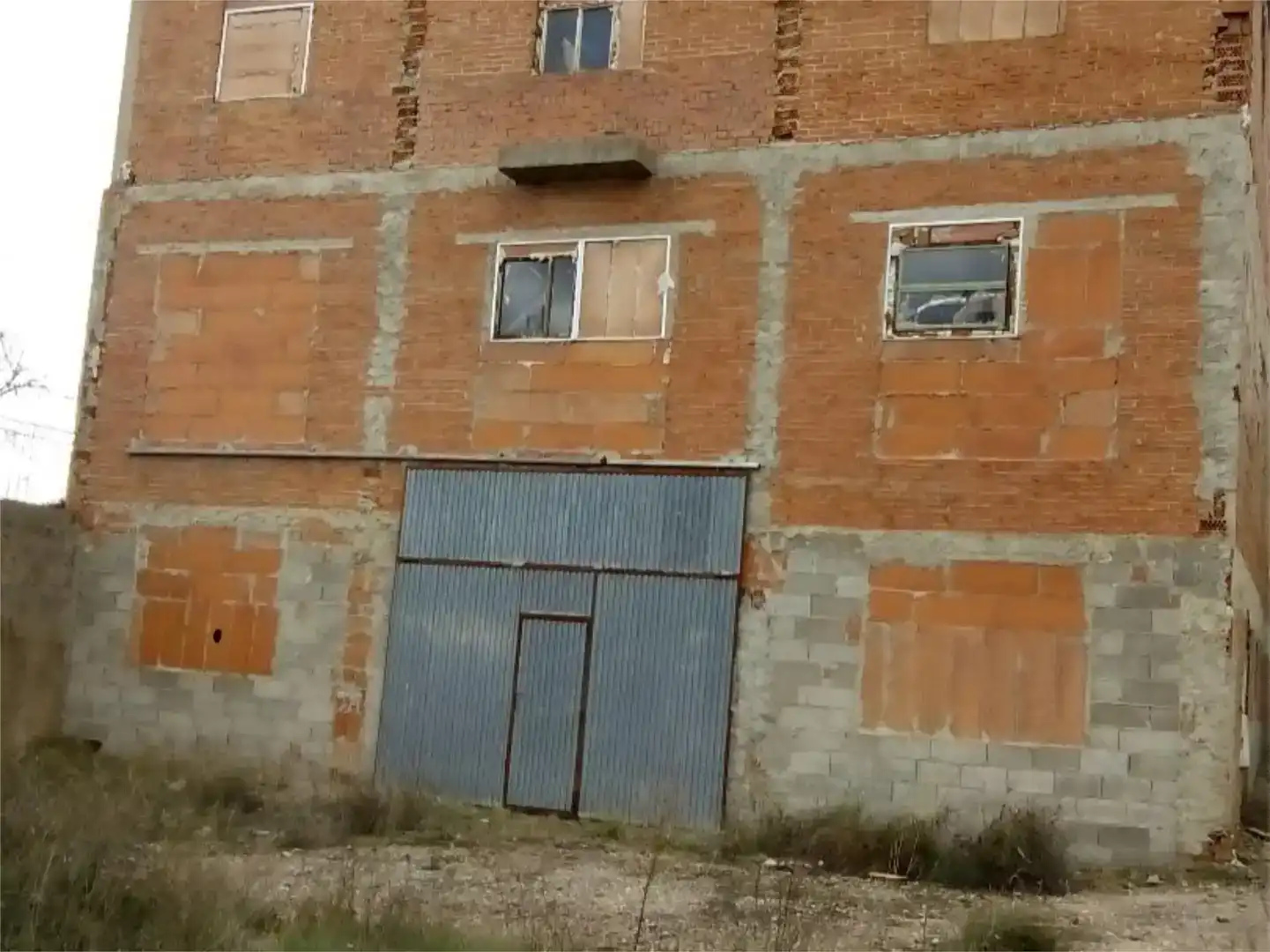 Vista exterior de Nau industrial en venda en Alcolea del Pinar, Guadalajara