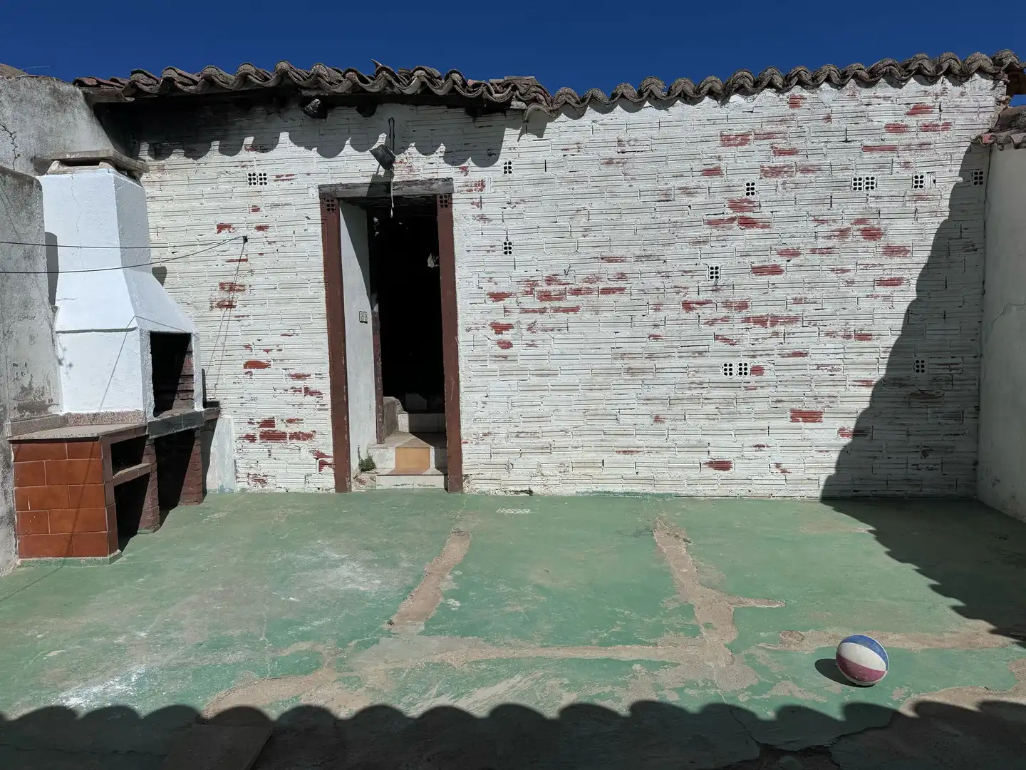 Vista exterior de Casa o xalet en venda en Villardondiego amb Terrassa i Traster