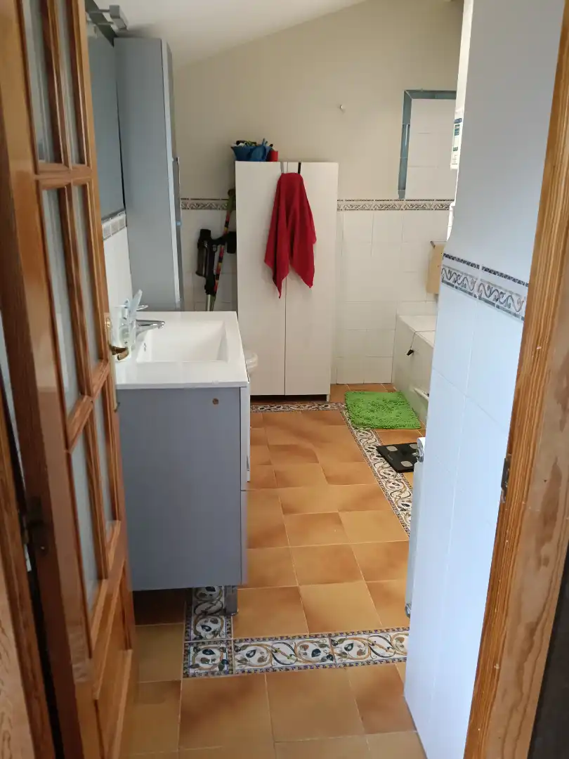 Bany de Pis en venda en Burgos amb Calefacció, Moblat i Forn