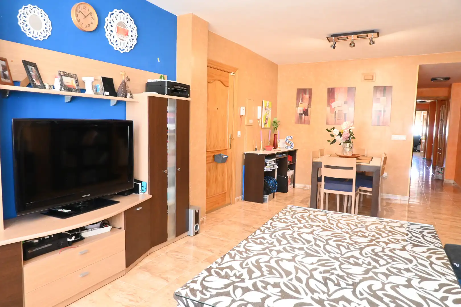 Wohnzimmer von Wohnung zum Verkauf in Las Gabias mit Klimaanlage, Abstellraum und Möbliert
