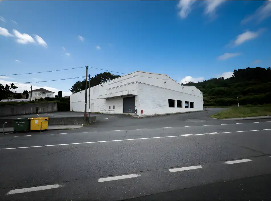 Exterior view of Industrial buildings for rent in Fene  with Heating and Alarm