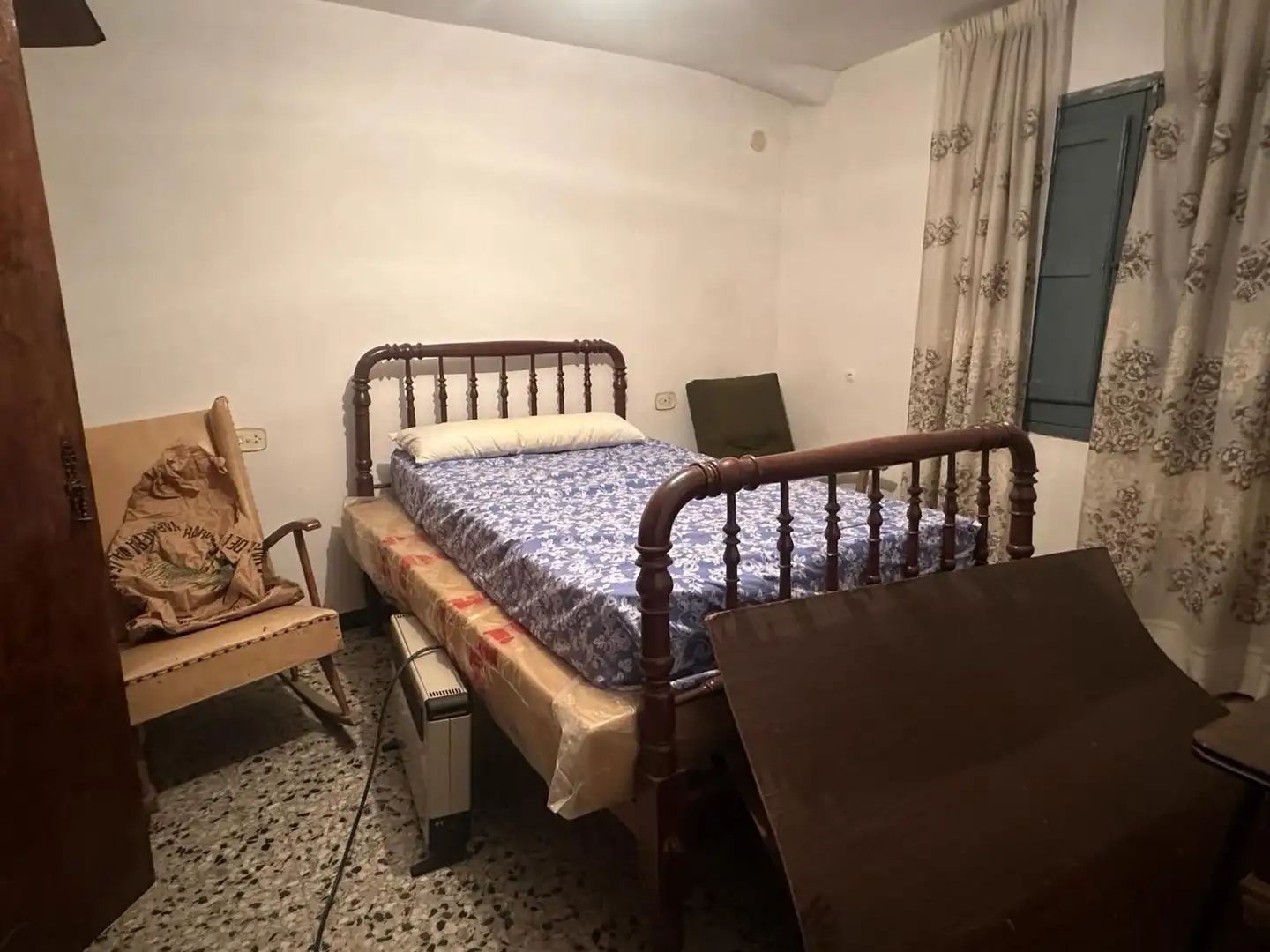 Habitación de Finca rústica en venta en Cádiar con Terraza, Trastero y Balcón