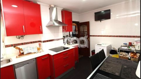 Foto 2 von Wohnung zum Verkauf in Kabiezes, Santurtzi