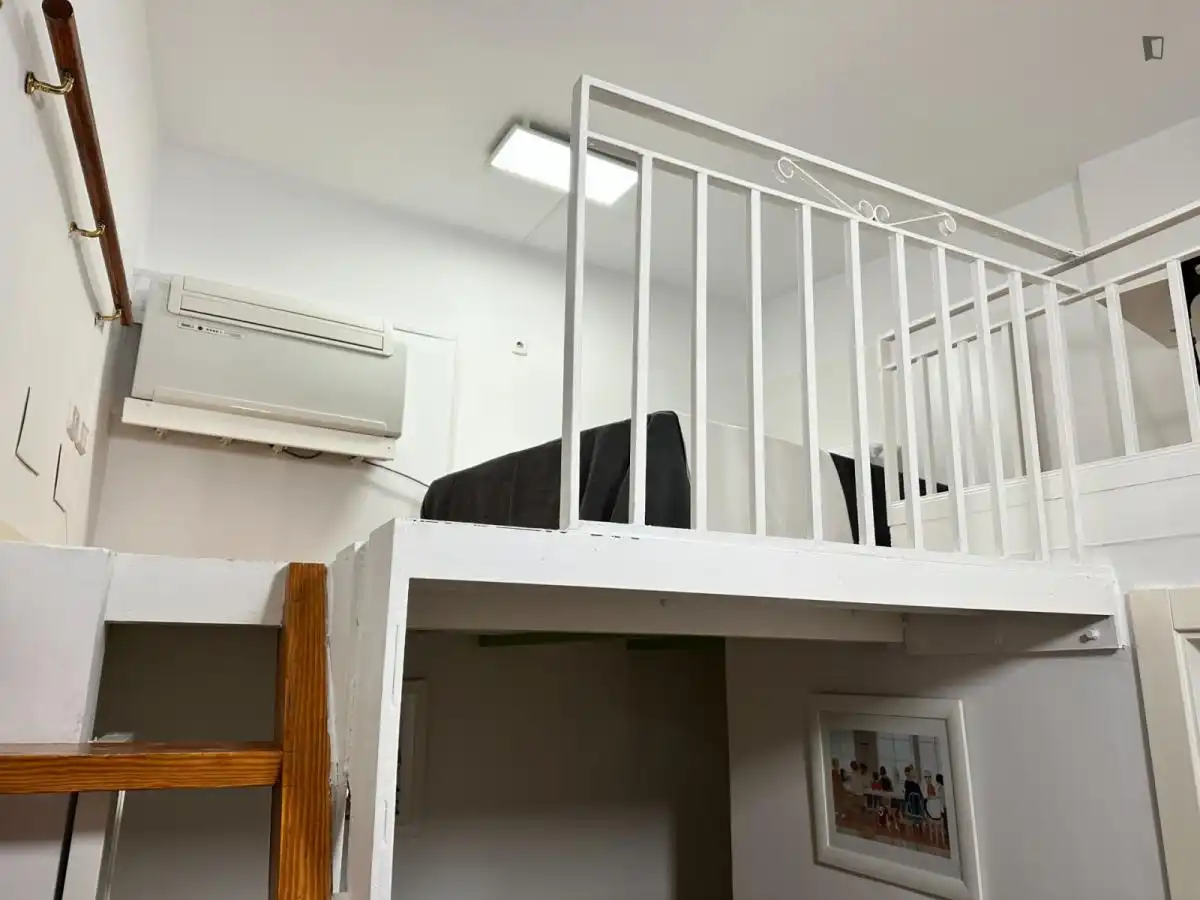 Estudio de alquiler en Embajadores - Lavapiés