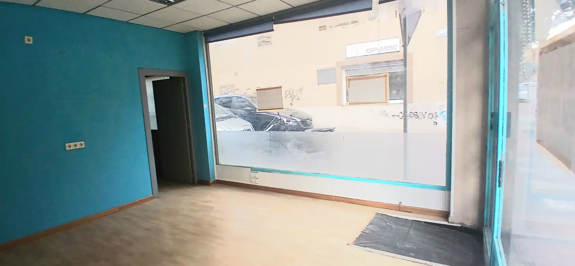 Local comercial en venda a Avenida de Pablo Iglesias 70