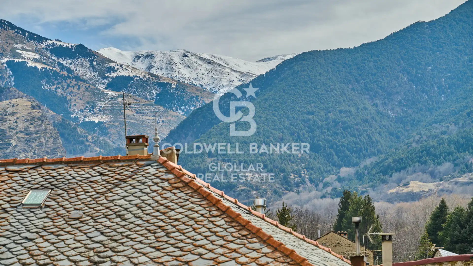 Vista exterior de Casa o chalet en venta en Saillagouse con Calefacción, Parquet y Terraza