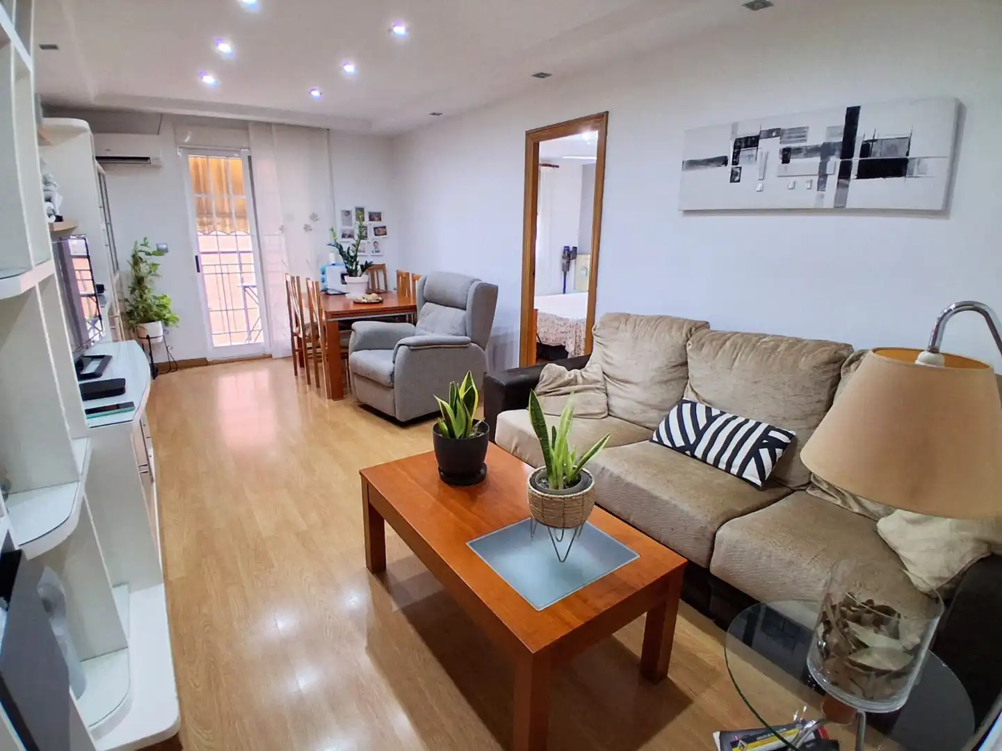 Sala d'estar de Pis en venda en Valencia amb Aire condicionat, Calefacció i Parquet