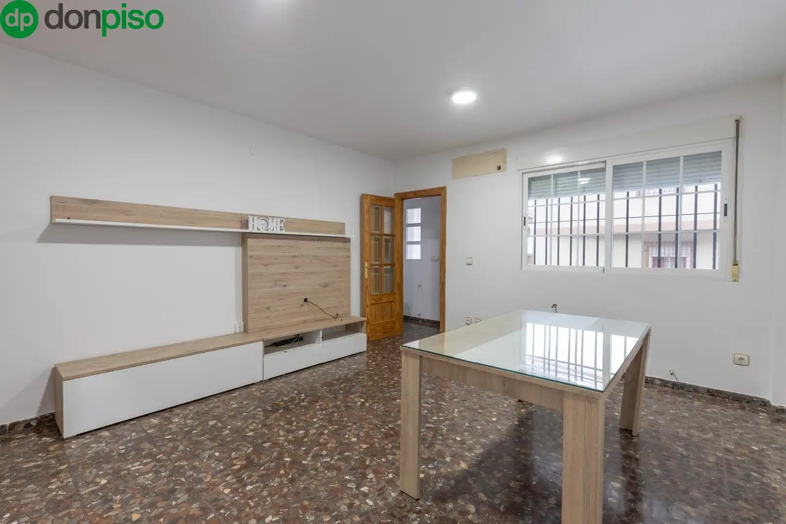Reihenhaus mit Garten zum Verkauf in Calle de Joaquim Blume 46, imagen 4