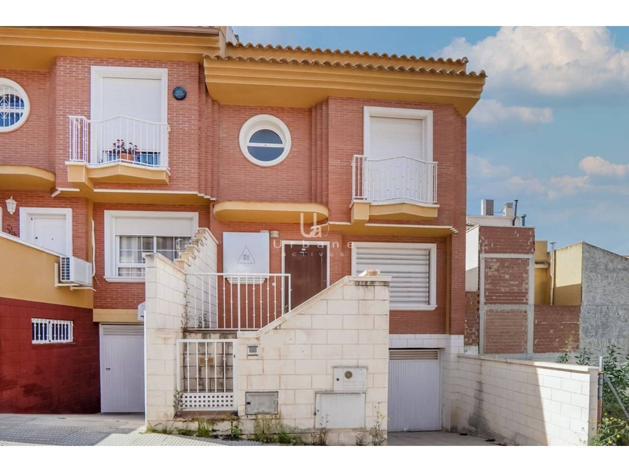 Exterior view of Single-family semi-detached for sale in  Murcia Capital  with Air Conditioner and Terrace
